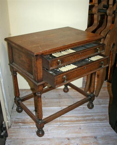 1292 - cassettiera con posate.jpg